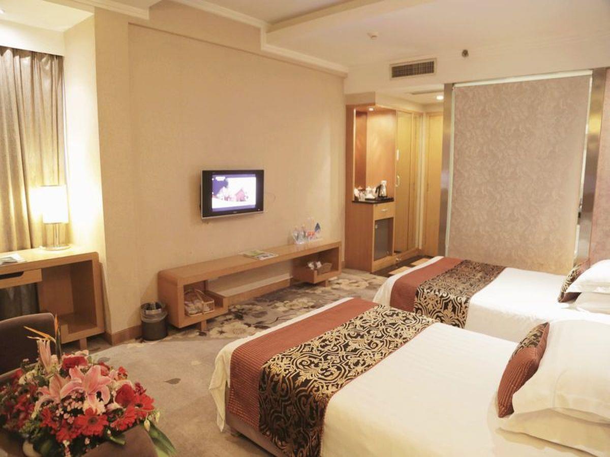 Yiwu Kasion Pushang Hotel Екстериор снимка