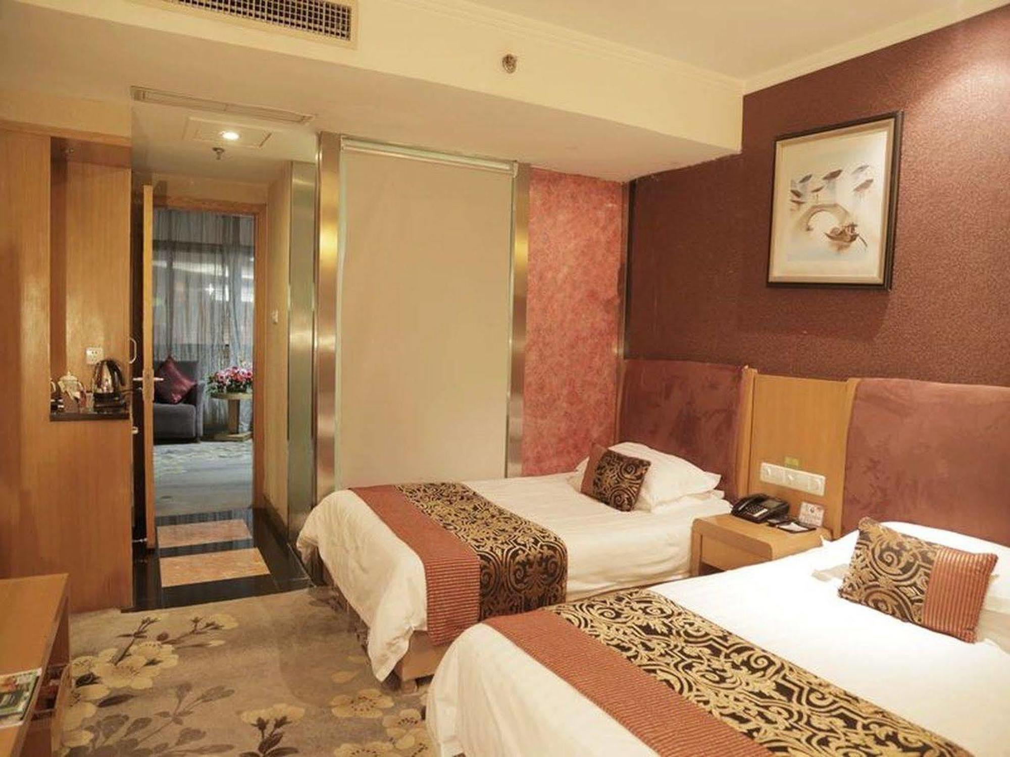 Yiwu Kasion Pushang Hotel Екстериор снимка