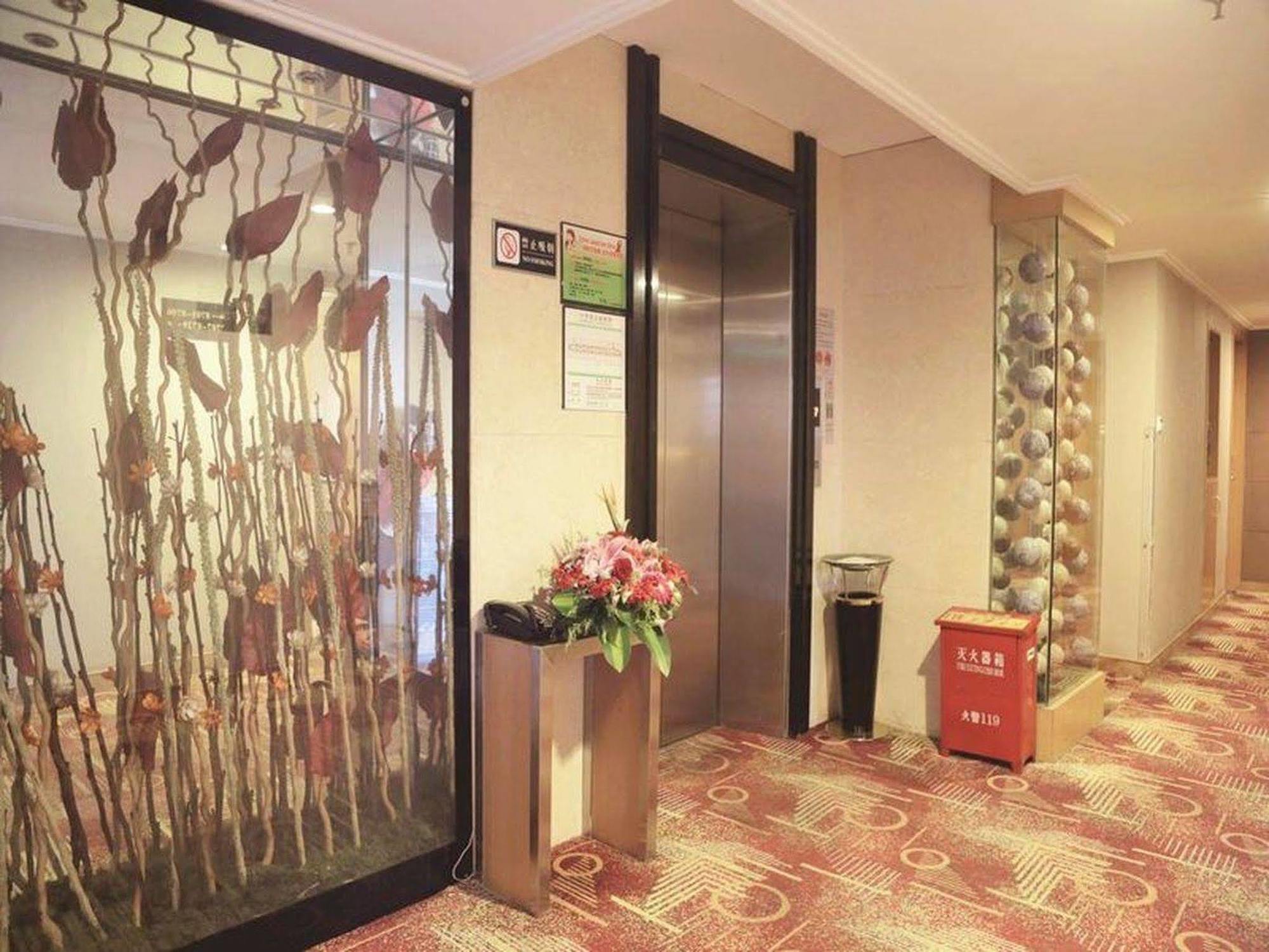 Yiwu Kasion Pushang Hotel Екстериор снимка
